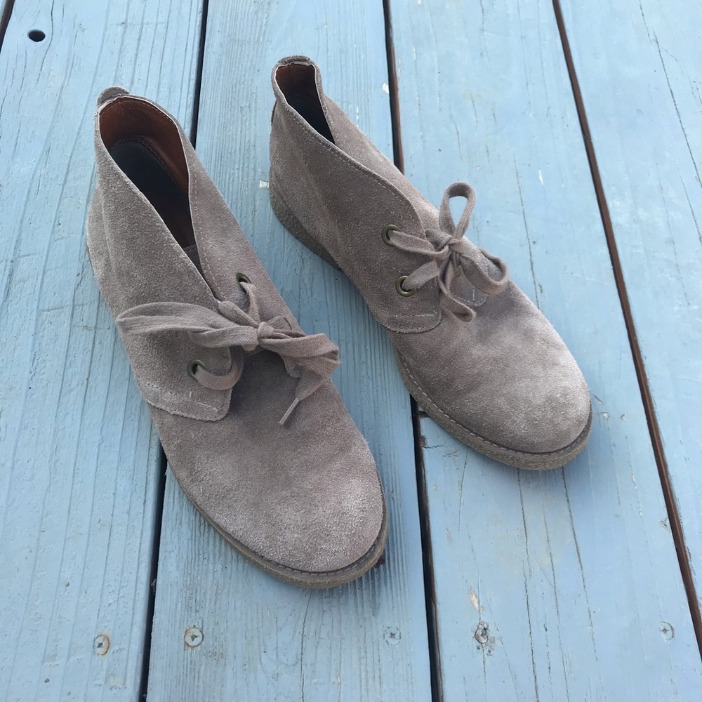 Price drop💲Lucky suede loafers